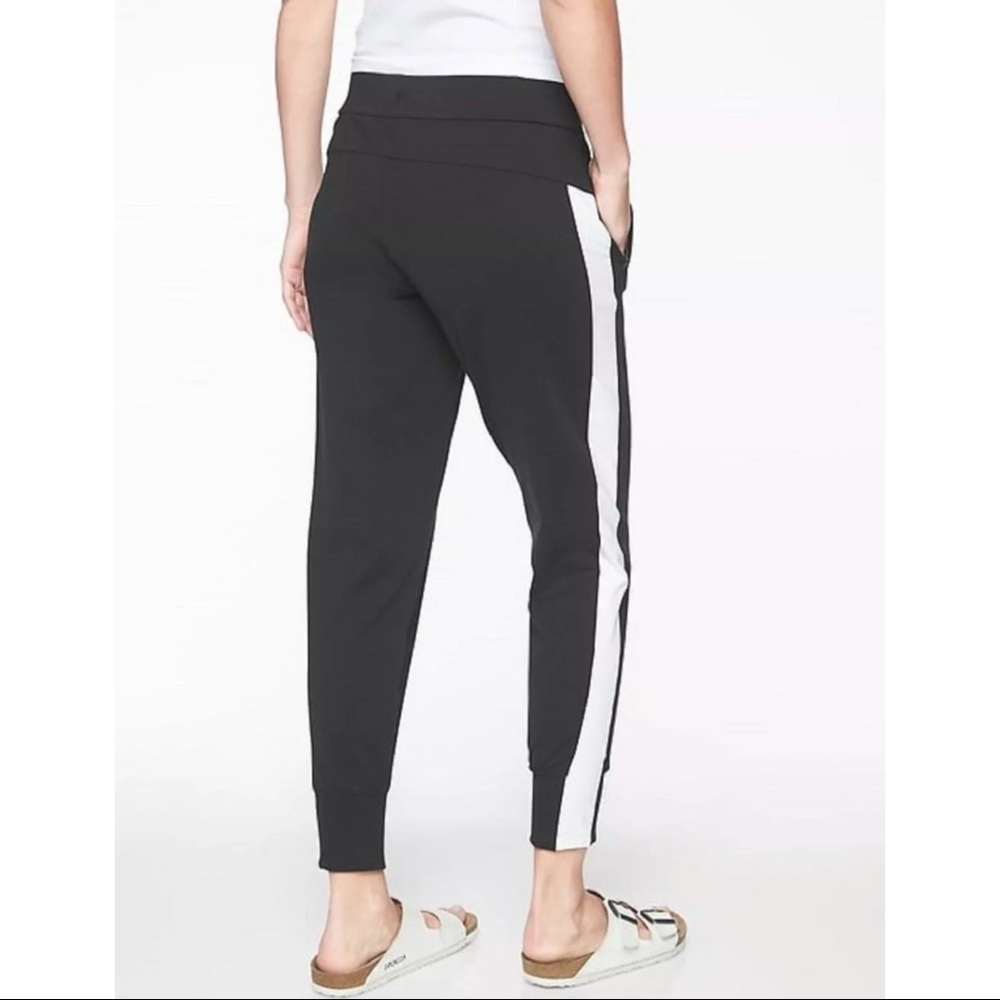 Athleta Metro Track Jogger Black White Size M - Picture 2 of 8